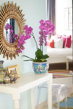 orquídeas no hall de entrada